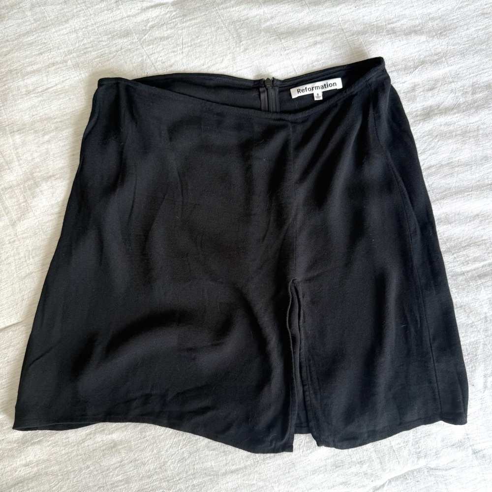 Reformation Black Slit Mini Skirt Size 6